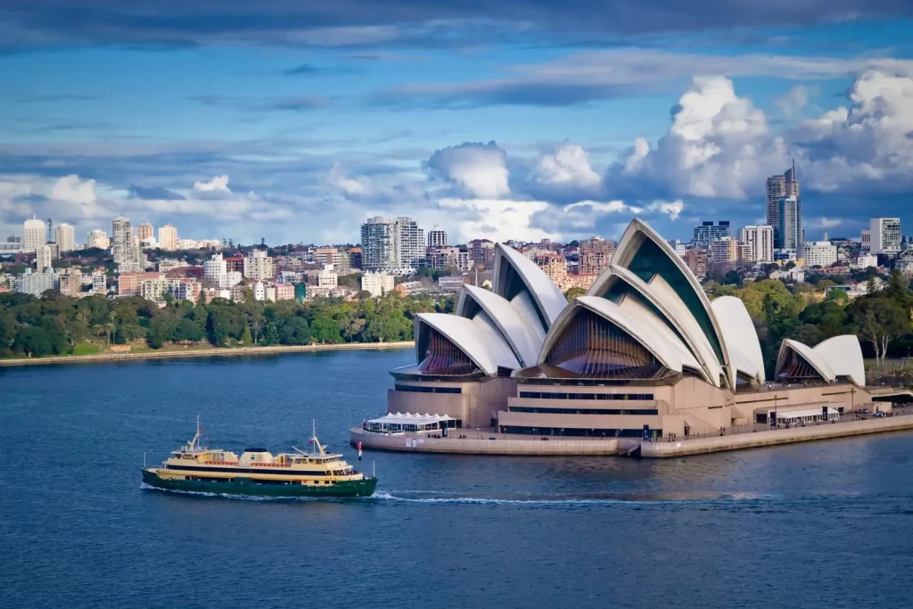 Sydney-Opera-House-Port-Jackson-1024x683